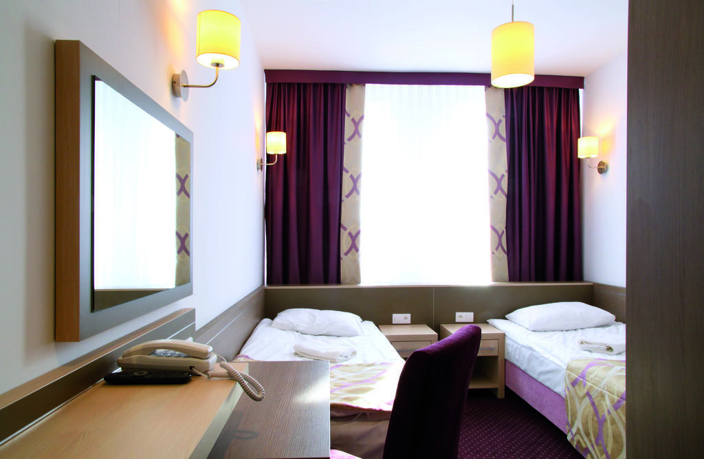 Arche Hotel Siedlce Cameră foto